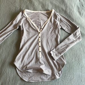 Never been worn Lulu Lemon long sleeve top